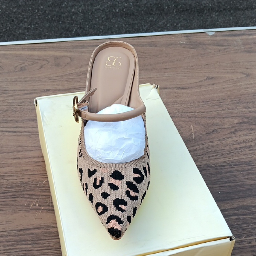 Leopard Print Women's Heels - Picture 2 of 3